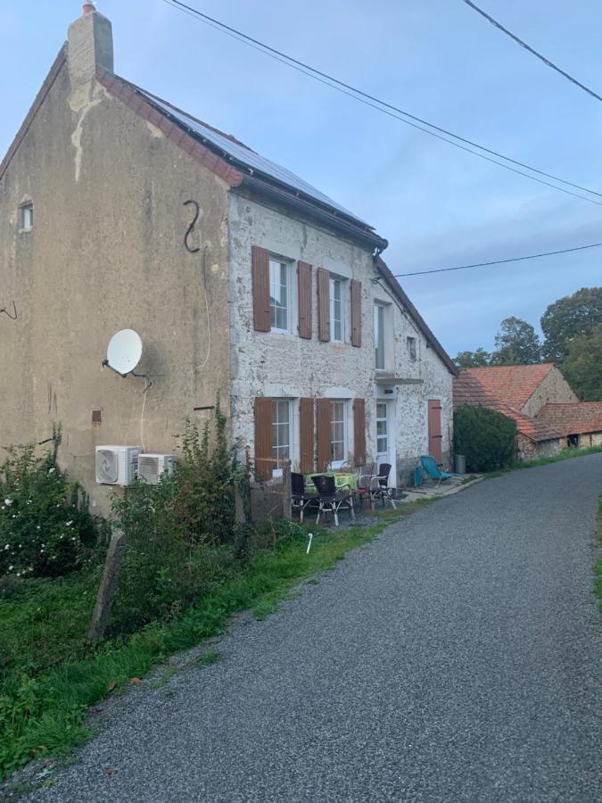 Busset Liages situé dans le Bourbonnais jusqu’à 6 personnes Exterior foto